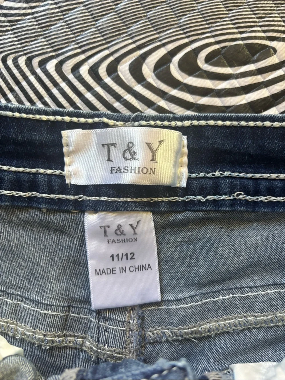 Women's Embroidered Dark Blue Denim Shorts